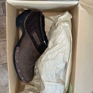 Merrell “bitter chocolate” clogs